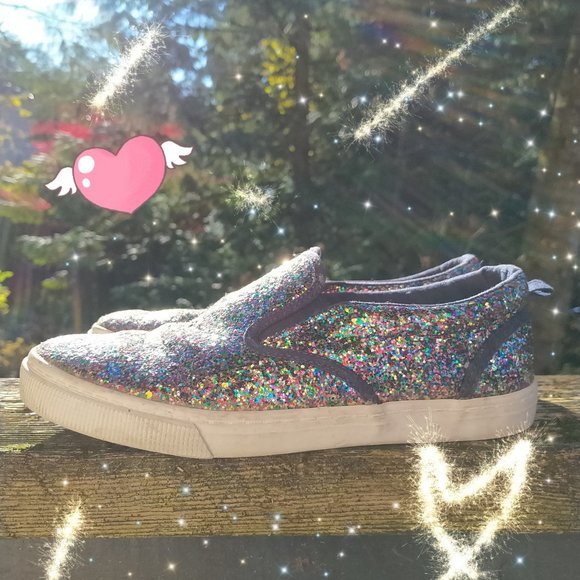 ❤️‍🔥🔥HURRY!! STORE CLOSE THIS WEEK😱!! 🌿✨️GAP GLITTER SHOE✨️🌿 - Picture 3 of 4